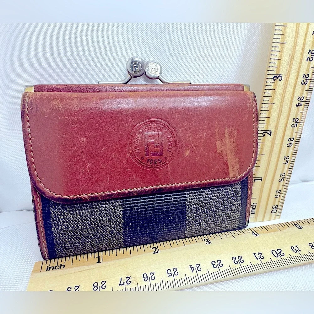 Fendi Wallet Pequin Stripe Trifold Cuoio Brown Leather Kiss Lock Rare Vintage - Picture 8 of 9